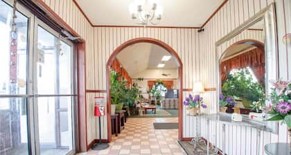 Hotel O Daylight Inn Elkhart I-90, In