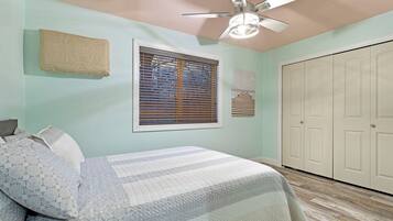 2 makuuhuonetta, silitysrauta/-lauta, Wi-Fi, vuodevaatteet