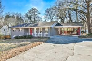 Exterior - Located in East Cobb near Battery and East Cobb Sports Complex and near city. (Marietta)