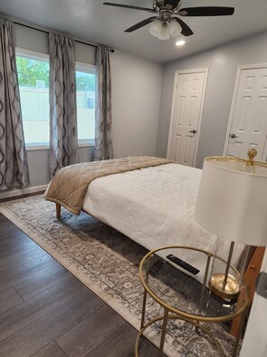 3 Schlafzimmer, Bügeleisen/Bügelbrett, Reisekinderbett, kostenloses WLAN