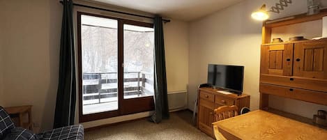 リビング エリア