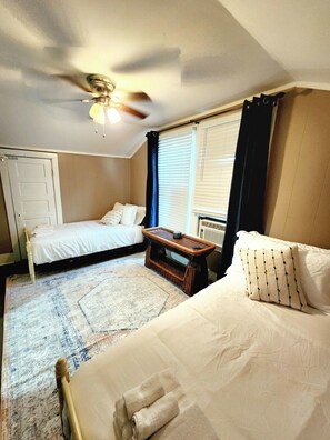 6 soveværelser, skrivebord, Wi-Fi, sengetøj