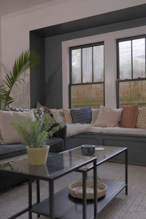 TV, offices - Clinton Street House: Your Lafayette Home Base (Lafayette)