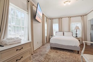 4 habitaciones, escritorio, wifi y ropa de cama 
