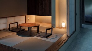 BEKKAN4 (Japanese-Western Room / King Bed), Non Smoking