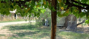 Private self-contained Cottage on working farm in Undera, Northern Victoria.