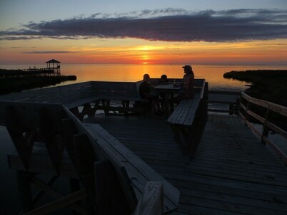 Soundfront Sunsets with Private Dock, Kayaks, Large Pool, Hot Tub, Guesthouse