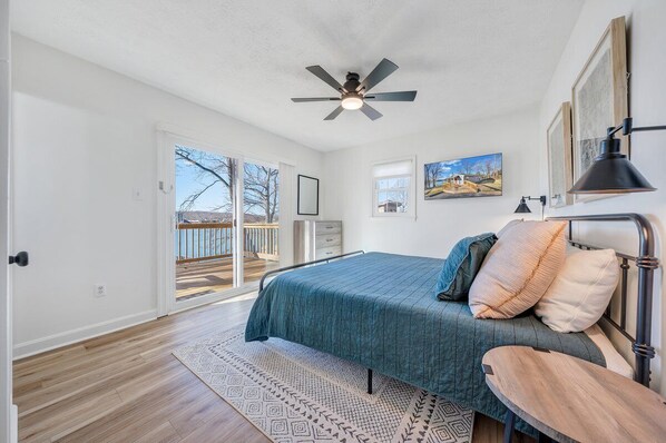 3 bedrooms, WiFi, bed sheets