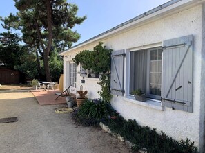 Terrace/patio - La Petite Prairie 400m from the beach (Jard-sur-Mer)