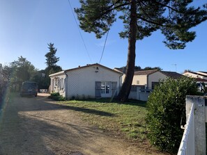Exterior - La Petite Prairie 400m from the beach (Jard-sur-Mer)