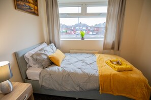 獨棟房屋 | 3 間臥室、熨斗/熨衣板、免費無線上網、床單