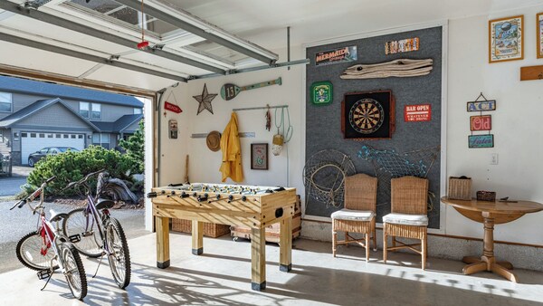 Truly A Treasure By Avantstay Walk To Beach, Patio - Manzanita, OR