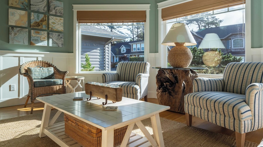 Truly a Treasure by Avantstay Walk to Beach, Patio