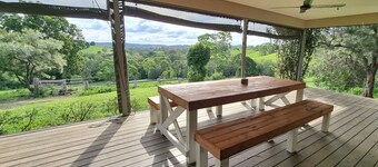 Panoramic Views, Peaceful, Fire pit, Wood BBQ, Feed the cute animals.