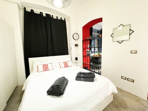 1 chambre, fer et planche à repasser, Wi-Fi, draps fournis