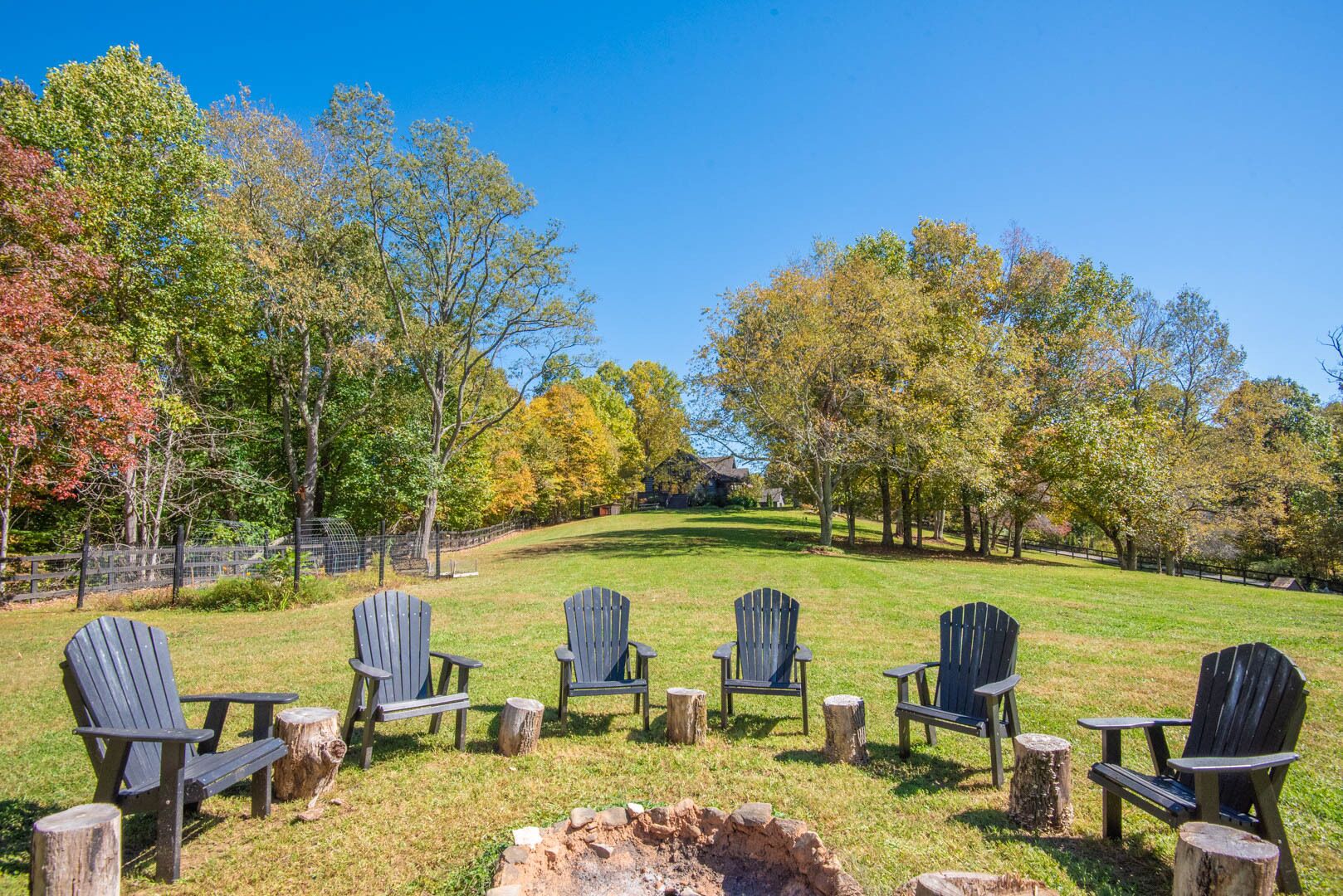 Todd Lodge - Hot Tub, Firepit, Beautiful Views