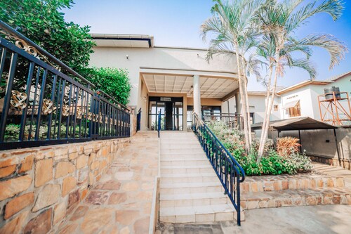 Premium Capital View