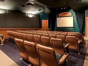 Meeting facility - Sunny Oasis Near Disney: Pool, Comfort, and Fun Await! (Kissimmee)