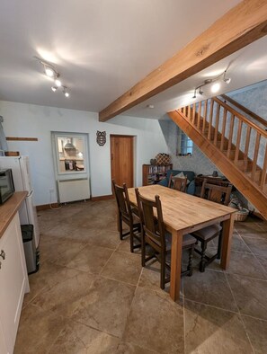 Dining - *NEW* Quaint Cottage in Hartington (Hartington)