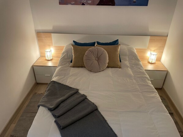 2 間睡房、熨斗/熨衫板、Wi-Fi、床單