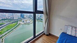 Deluxe-Apartment, 3 Schlafzimmer | Schreibtisch, Verdunkelungsvorhänge, schallisolierte Zimmer