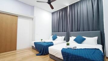 1 bedroom, hypo-allergenic bedding, in-room safe, desk