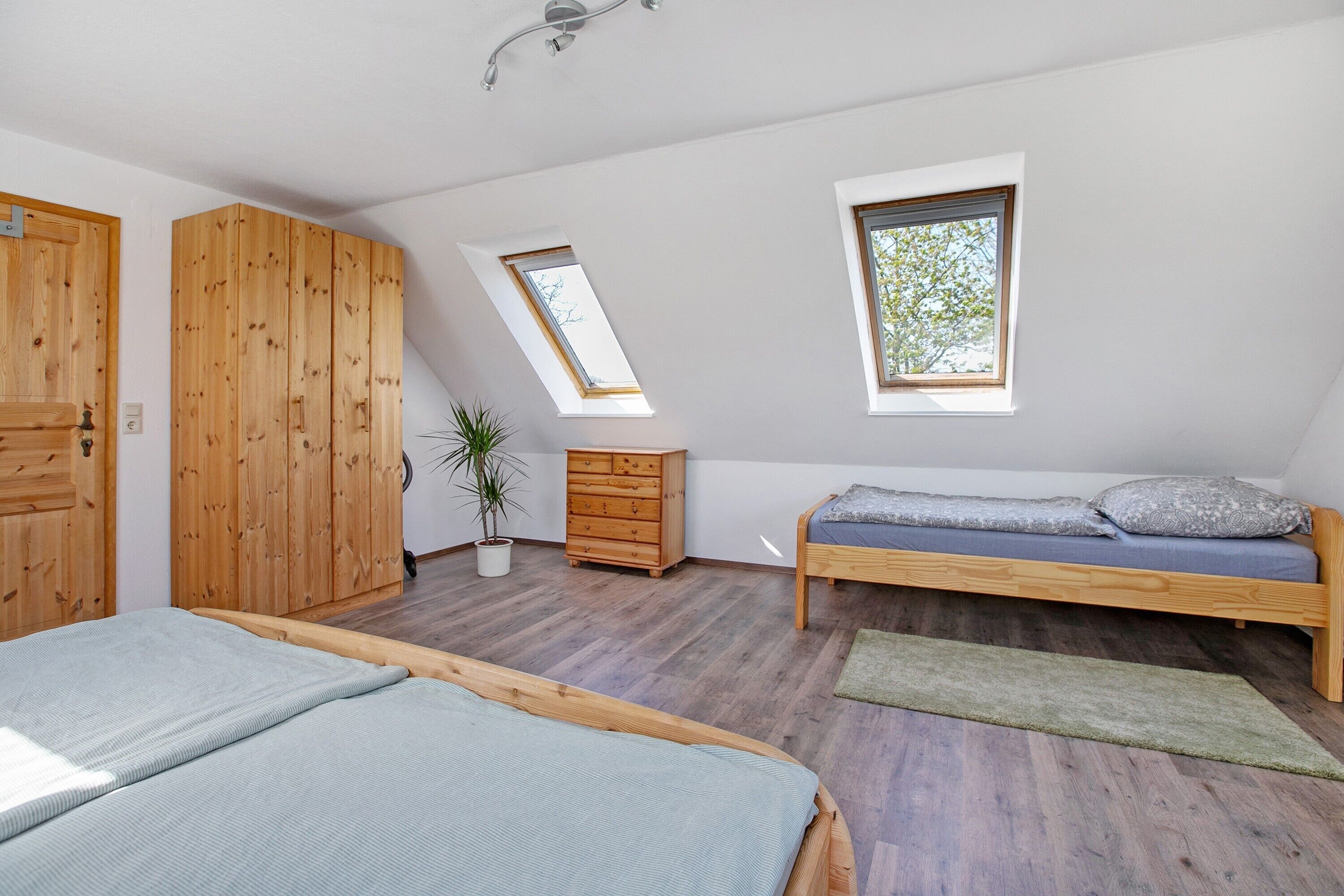 2 soverom, strykejern/-brett, wi-fi (inkludert) og sengetøy