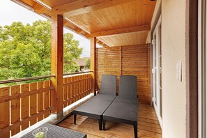 Terrace/patio - Apartment 'Ferienwohnung Wutach' with Shared Garden, Balcony and Wi-Fi (Löffingen)