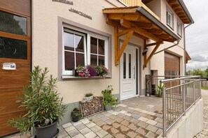 Exterior detail - Apartment 'Ferienwohnung Wutach' with Shared Garden, Balcony and Wi-Fi (Löffingen)