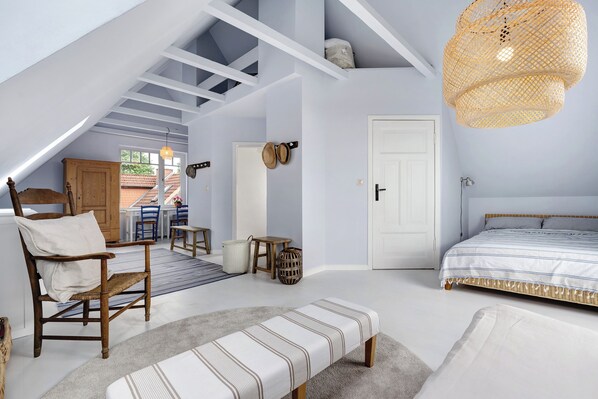 3 bedrooms, iron/ironing board, free WiFi, bed sheets - Holiday Home 'Ferienhaus Karinella' with Private Terrace, Private Garden and Wi-Fi (Scharbeutz)