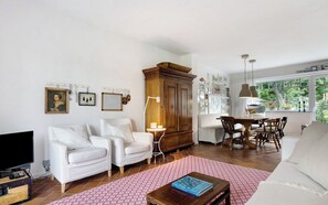 Fernseher, Tischtennisplatte