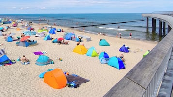 Una spiaggia nelle vicinanze