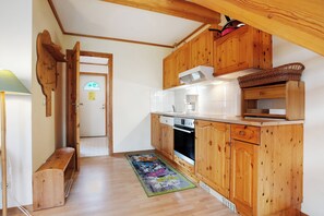Frigorífic, forn, placa de cuina i rentaplats