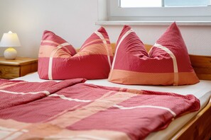 1 soverom, wi-fi (inkludert) og sengetøy