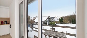 Apartment 'Leineufer' with Balcony and Wi-Fi