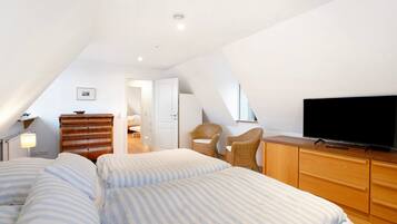 3 dormitoris, planxa i posts de planxar, wifi gratuïta i roba de llit