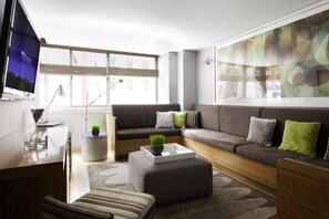 TV, stereo - Exquisite Chelsea 1BR w/ Gym & Roofdeck, nr Flatiron, by Blueground (Downtown)