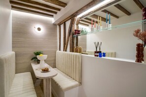 Spa - Suite luxueuse - Palais de l`Elysée - Faubourg Saint Honoré - Paris 8e (Paris)