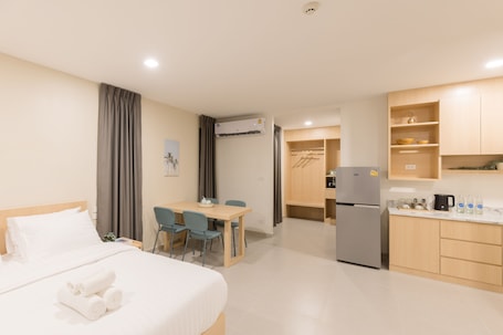 Superior room | Free WiFi, bed sheets. Good Nine Hotel