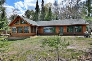 Exterior - Aunt Alice's Cabin Lakeside Cabin on Buffalo Lake between Clam Lake and Lake Namakagon (Cable)