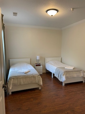 3 bedrooms - Grand Premium 3BD Tuscana Condo Near Disney Parks (Davenport)