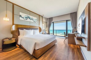 Villa « Premier » | Minibar, coffres-forts dans les chambres, bureau, rideaux occultants