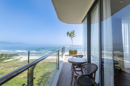 Ocean Grand Suite with Pool