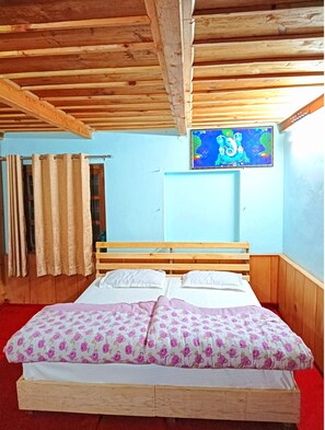 5 dormitorios, tabla de planchar con plancha, ropa de cama