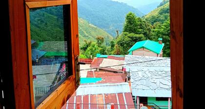 Sunlight HomeStay
Peacefull nature between the hiils and mountains