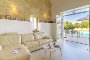 Familien-Stadtwohnung, 3 Schlafzimmer (Ta'Patee Pool Farmhouse in Gozo) | Wohnbereich