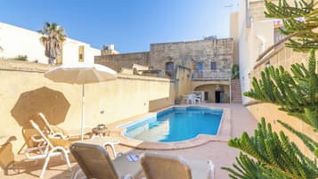 Maison mitoyenne Familiale, plusieurs chambres (Ta'Leli Pool Farmhouse in Gozo) | Piscine