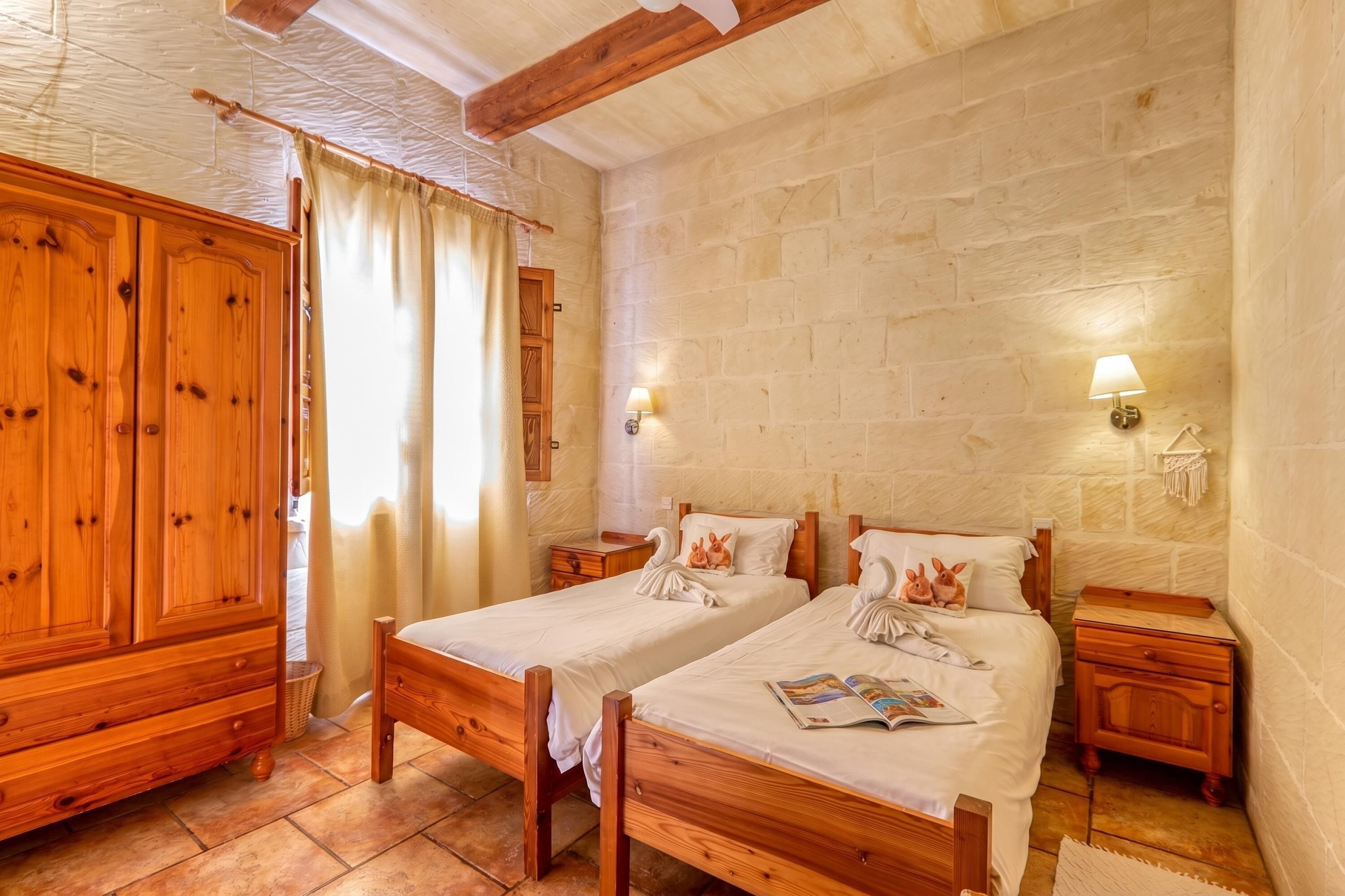 Family Townhome, Multiple Bedrooms (Ta'Leli Pool Farmhouse in Gozo) | 3 bedrooms, iron/ironing board, free WiFi, bed sheets