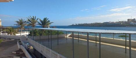 Casa familiar | Vista a la playa o el mar