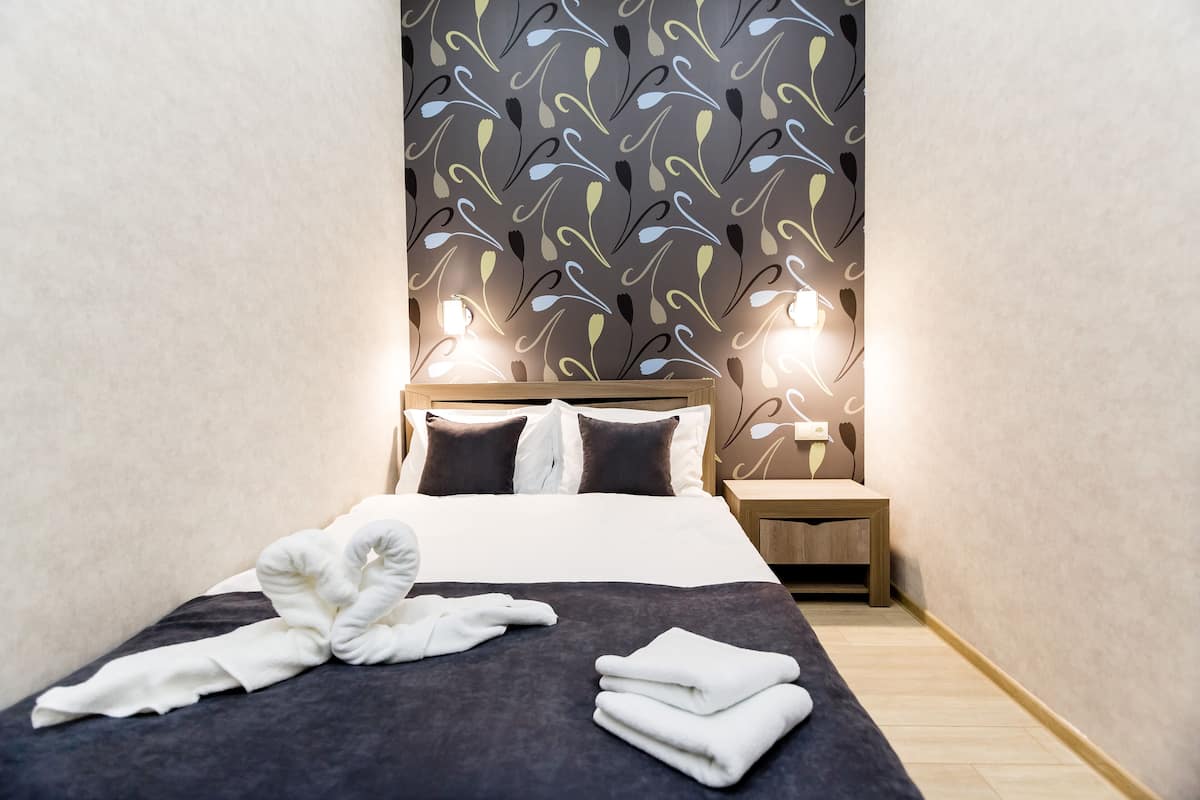 2 habitaciones, tabla de planchar con plancha y wifi gratis